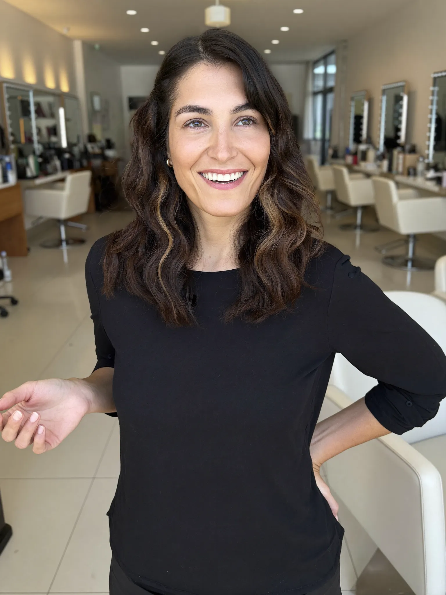 Lucia, custom color and dimension stylist