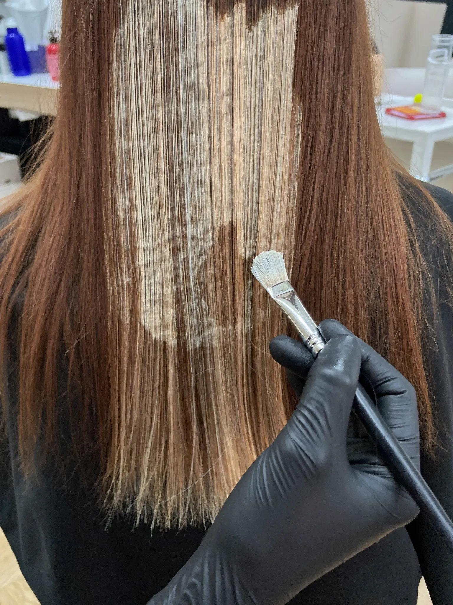 Hand-painted balayage application